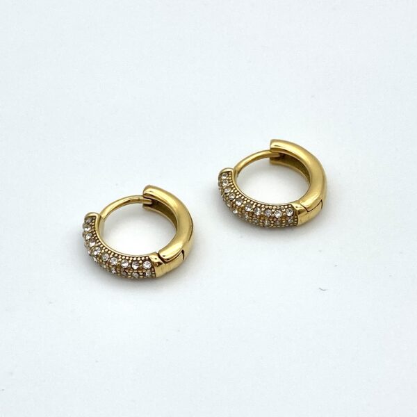 Pave Chunky Huggie Hoops - Bilde 2